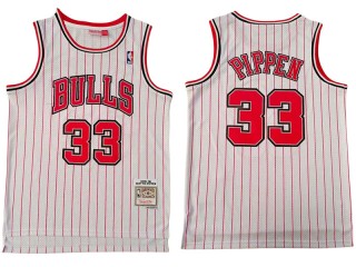 M&N Chicago Bulls #33 Scottie Pippen White/Red Pinstripe 1995/96 Hardwood Classics Jersey