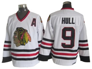 Chicago Blackhawks #9 Bobby Hull Vintage CCM Jersey - White/Black